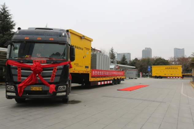 说明: E:\整站、风电、光伏、配网、微网资料\车载移动变\移动变电站发运照片\发运照片\0V3A6785.JPG